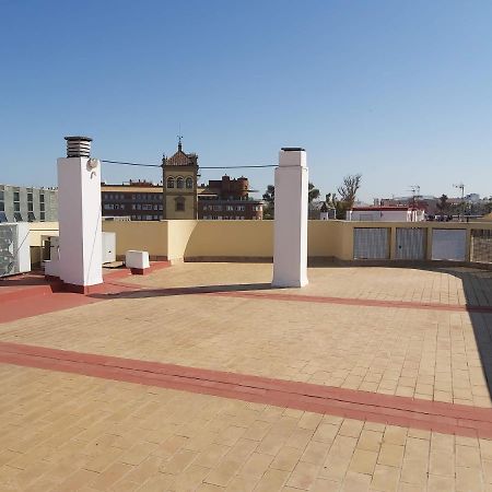 Misterhost San Bernardo Jardines De Murillo Sevilla Eksteriør bilde